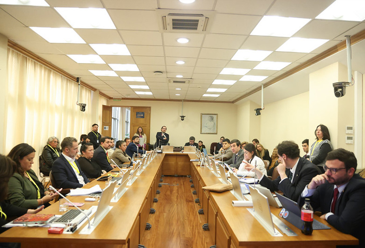 Diputados analizan proyecto sobre exportación de residuos peligrosos en el marco de la Ley REP