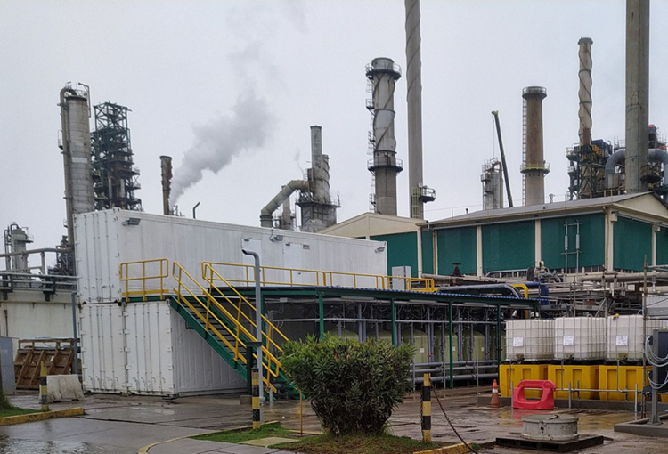 Formulan cargo grave contra ENAP por superar límite de emisiones de plan de descontaminación