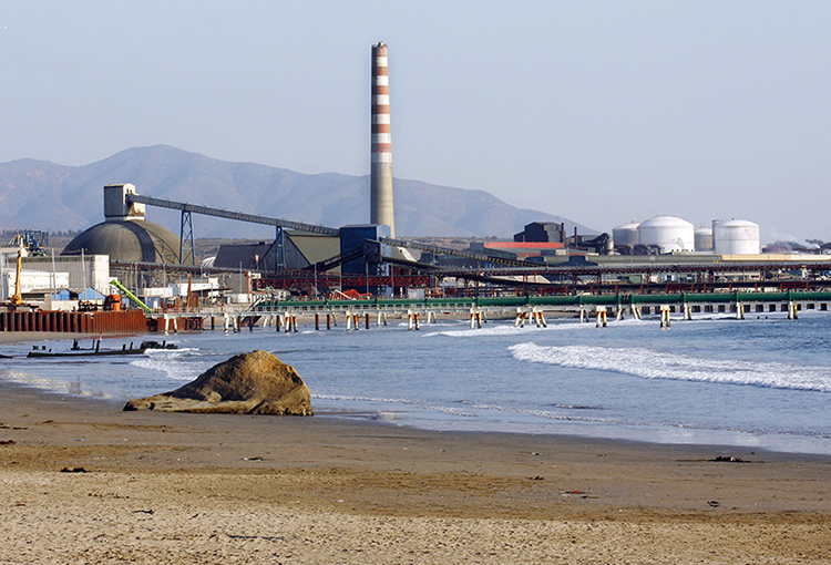 Proyecto que viabiliza el cierre de fundición Ventanas de Codelco sigue avanzando en el Senado