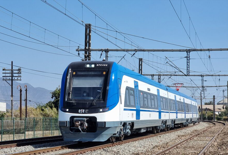 Ordenan revisión excepcional de aprobación ambiental de línea ferroviaria que une Santiago y Rancagua