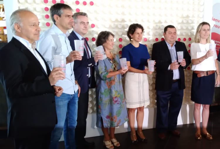 Campaña pionera dispondrá 10 mil vasos reutilizables para reemplazar plásticos desechables