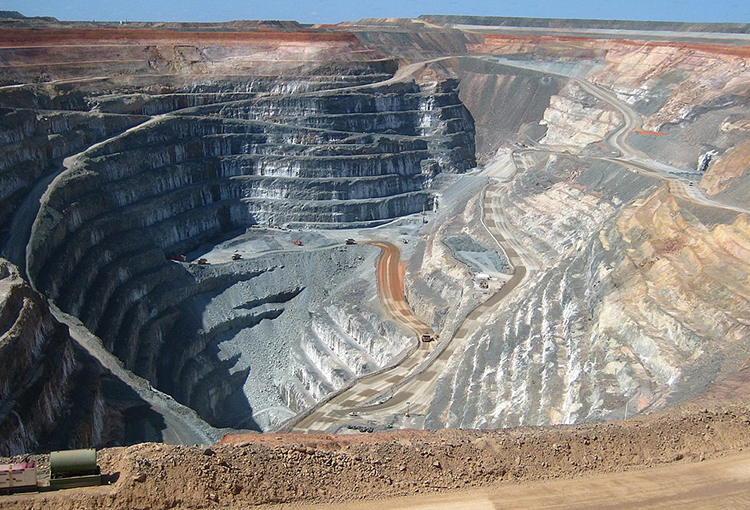 Minería del cobre logra su nivel de emisión de gases de efecto invernadero más bajo en 14 años