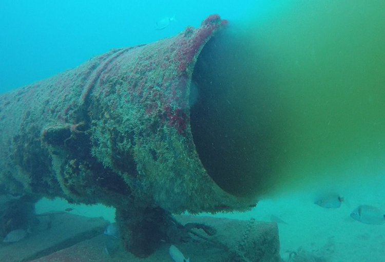 Lanzan reto que busca aumentar el reciclaje de aguas servidas tratadas descargadas al mar