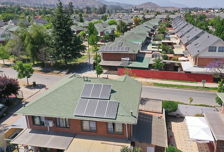 Gobierno ofrece cofinanciamiento para instalar paneles solares en unos 3.500 hogares