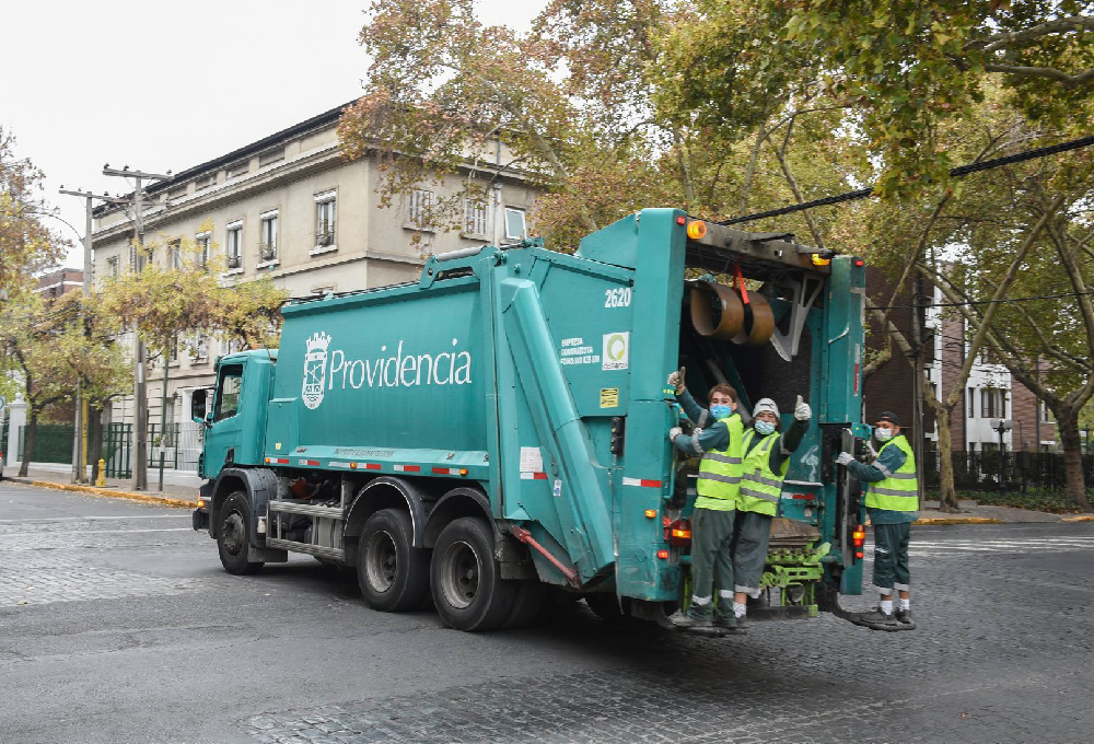 Proponen priorizar eficiencia de rutas de recolección de residuos para bajar emisiones de CO2 en RM