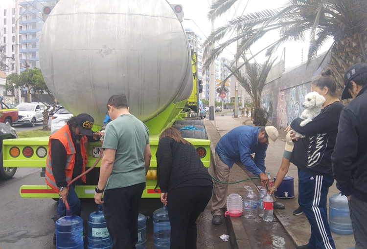 Refuerzan reparto de agua potable en Antofagasta y la SISS inició investigación contra sanitaria