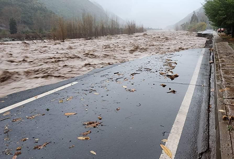 Intensas lluvias desbordan ríos, causan emergencias y complican suministro de agua