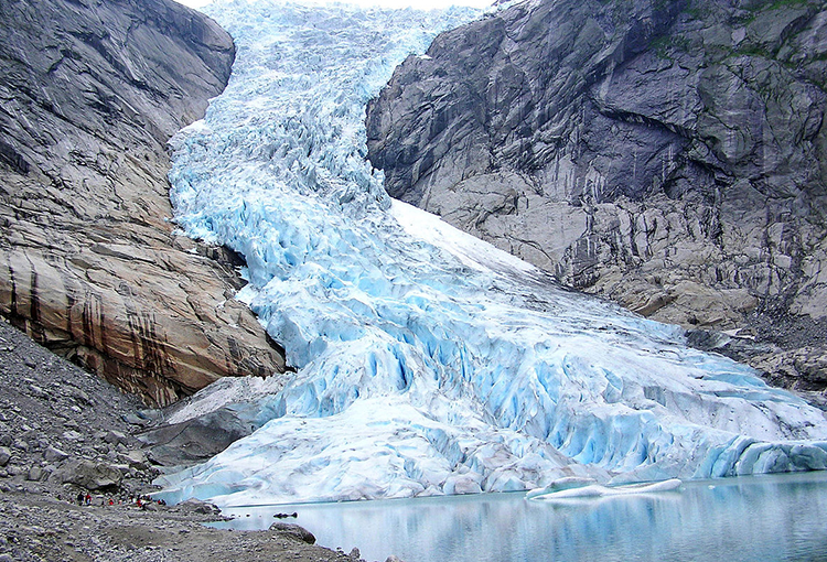 Avanza proyecto de ley de glaciares consagrando prohibición de realizar minería 