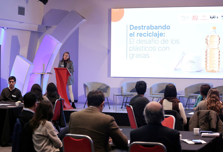 Exponen dificultades para reciclar los envases cosméticos con contenido graso en Chile