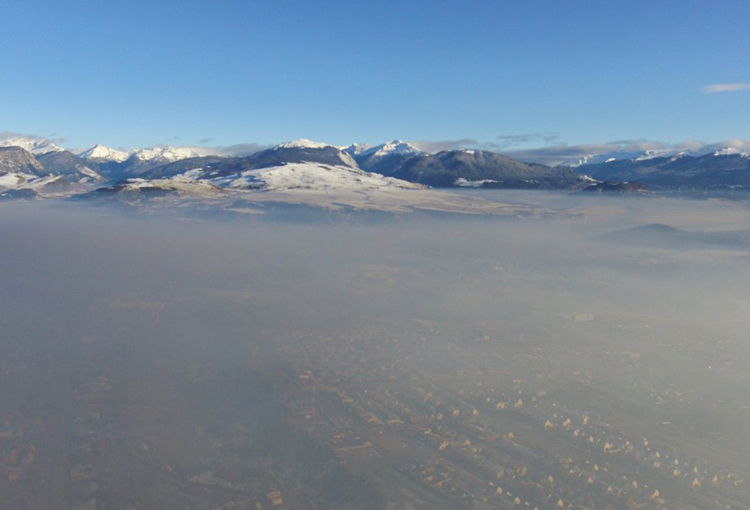 Innovador estudio medirá ventilación y contaminantes internos en viviendas de Coyhaique