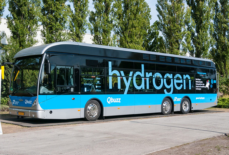 Alianza público-privada permitirá desarrollar el primer bus a hidrógeno hecho en Chile