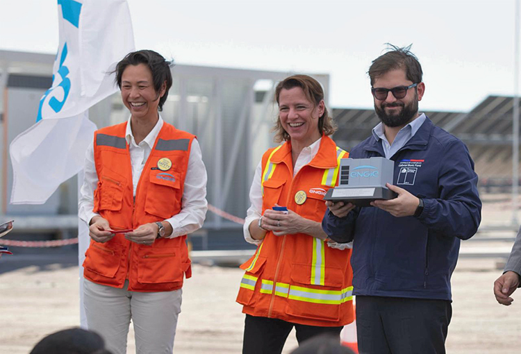 En María Elena inauguran parque de baterías de almacenamiento solar más grande de América Latina