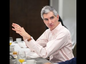 Cómo Acelerar la Electromovilidad